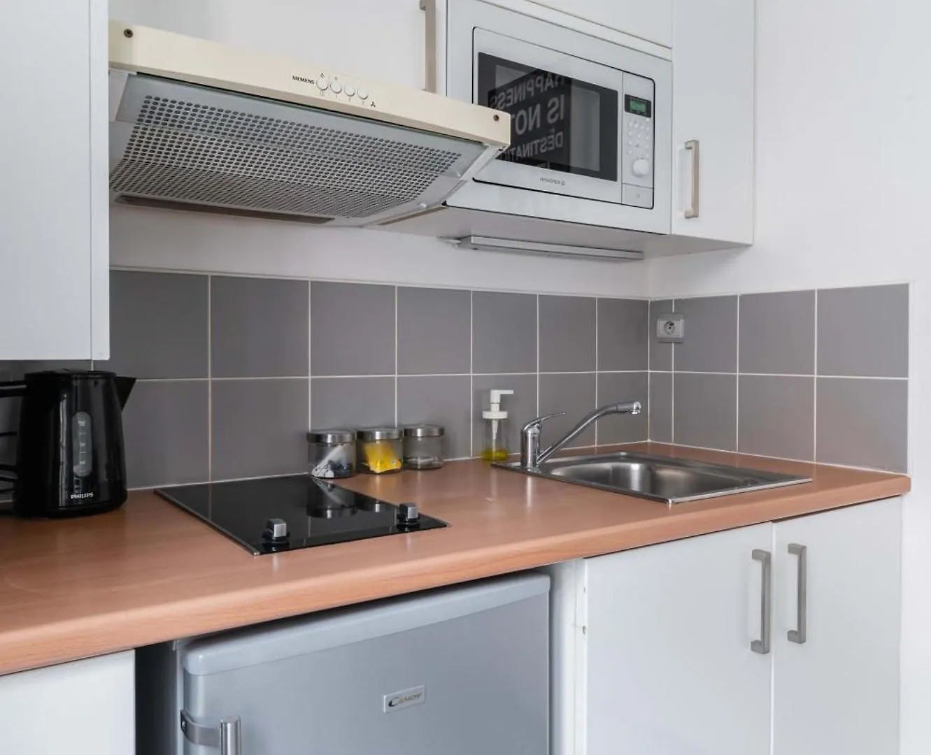 104 - Charmant Studio Jardins Des Plantes -Paris 5 0*, باريس